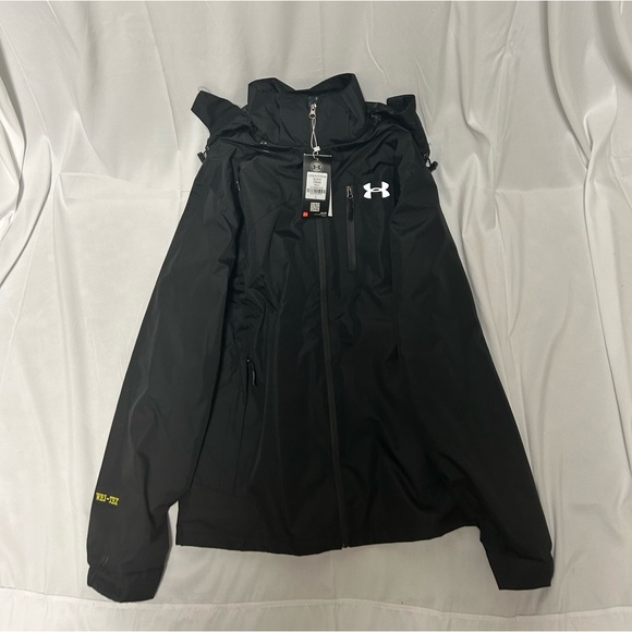 Men’s Under Armour Coat - Picture 1 of 3